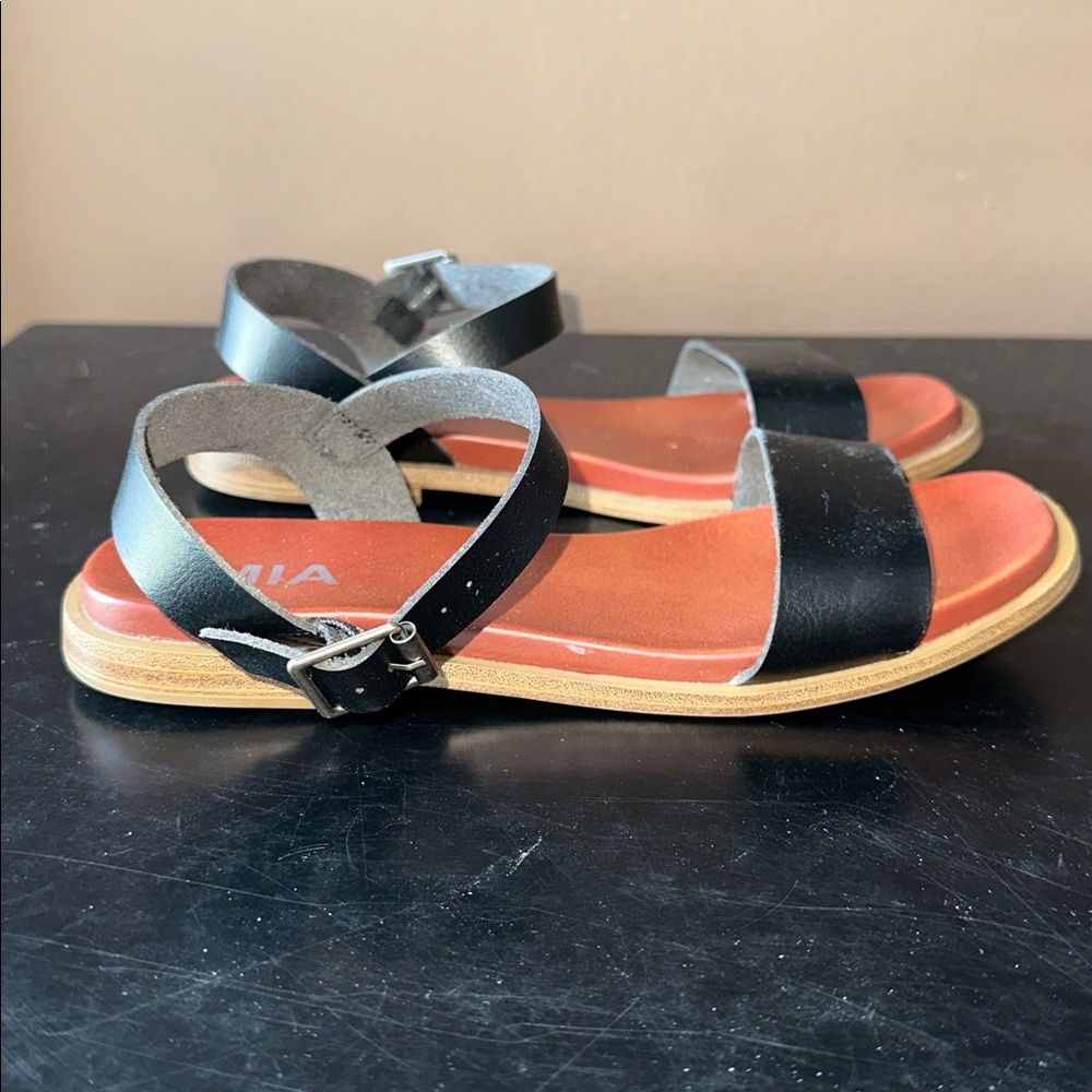 MIA Black Sandals - Picture 6 of 8